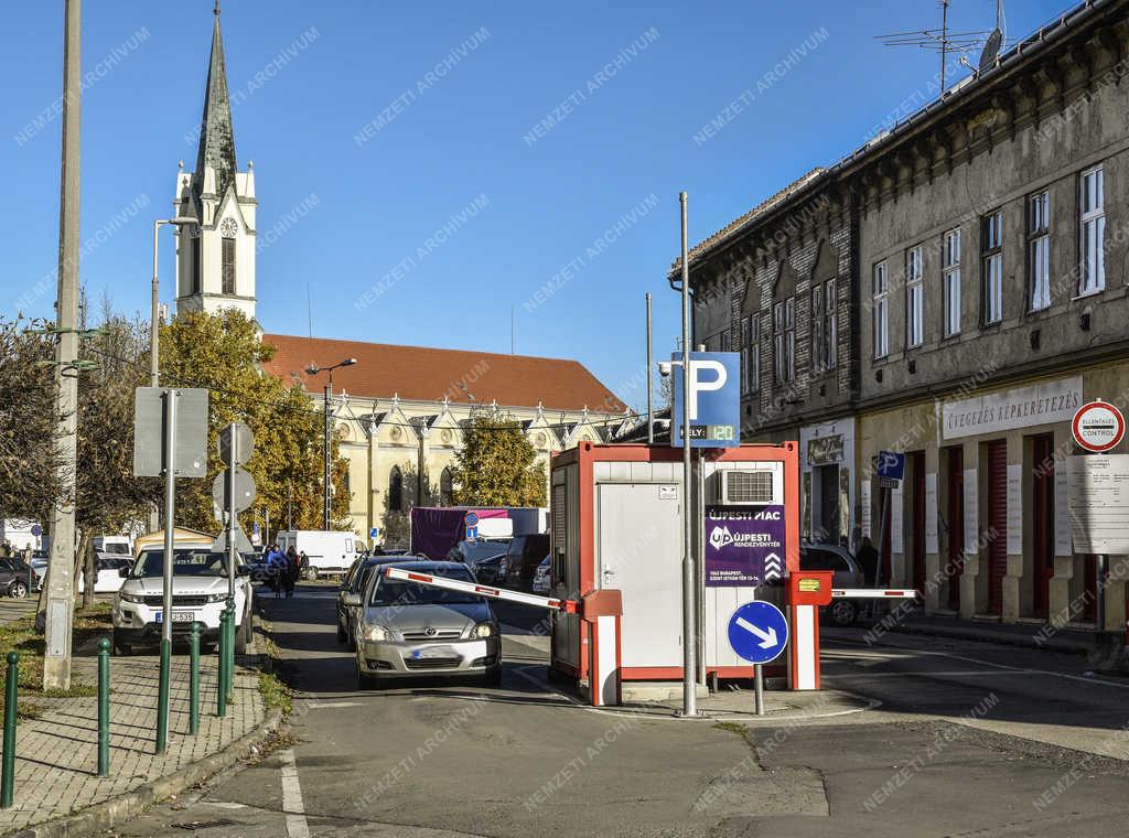 Kereskedelem - Budapest - Az Újpesti rendezvénytér és piac