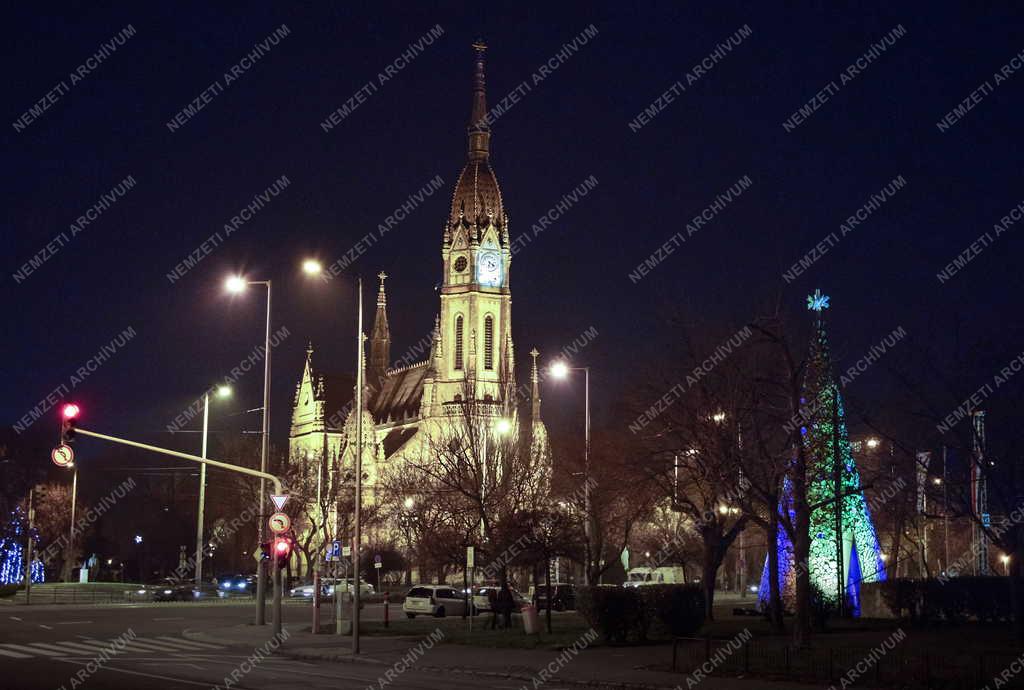 Városkép - Budapest - Kőbánya karácsonyfája