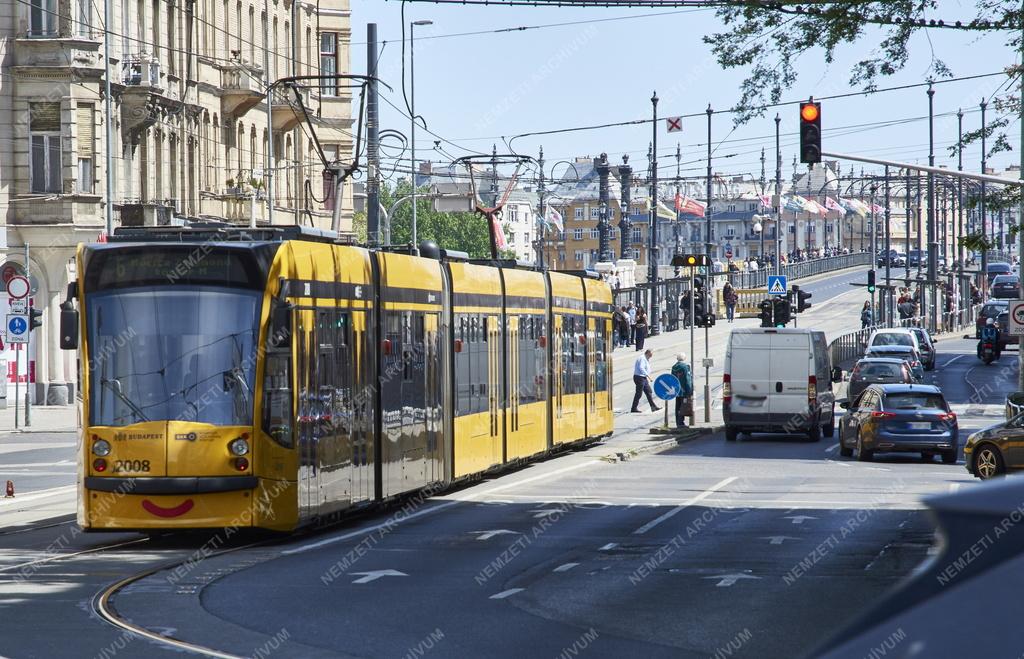 Városkép - Budapest - Margit körút