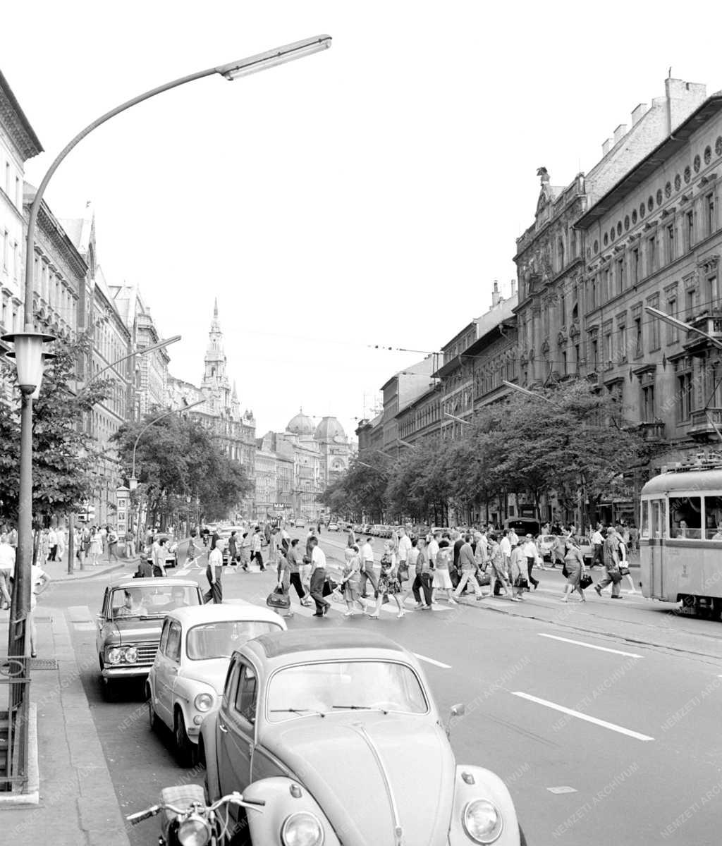 Városkép - Budapest - Lenin körút