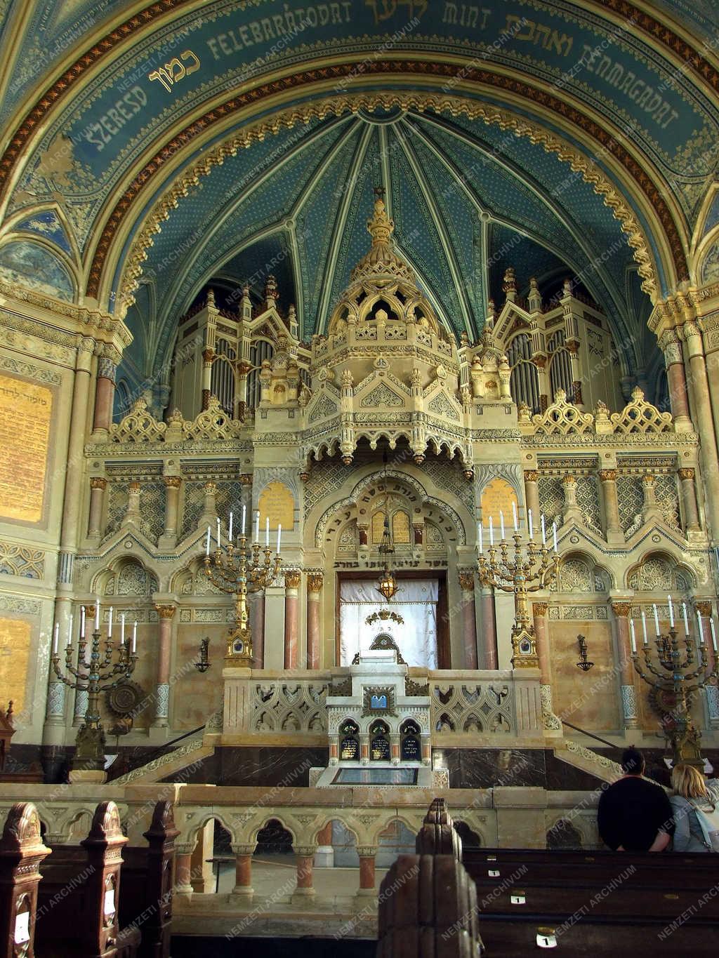 Egyházi épület - Szeged - Az Új zsinagóga