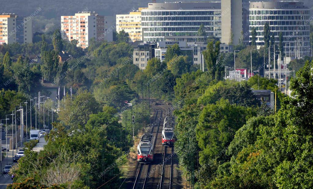 Városkép - Budapest - Vasút a főváros XI. kerületében