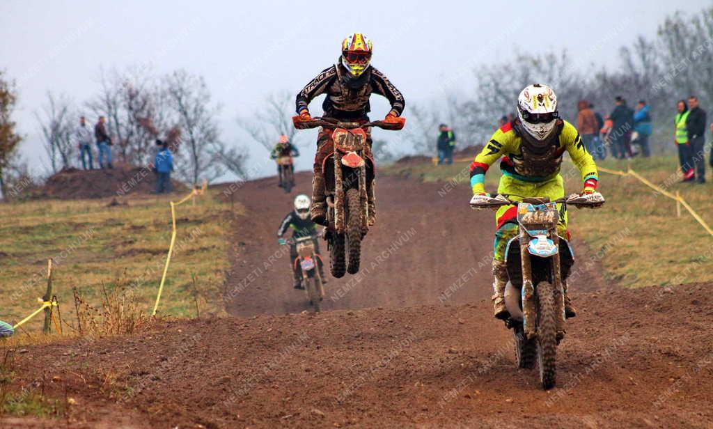 Sport - Kup - Motocross verseny