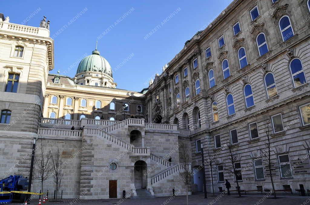 Városkép - Budapest - Budai Vár Stöckl-lépcső