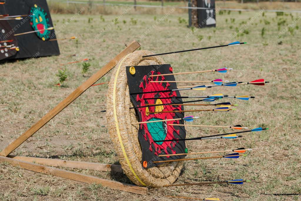 Néphagyomány - Kultúra - Ősök Napja Bugacon - Kurultaj Magyar Törzsi Gyűlés