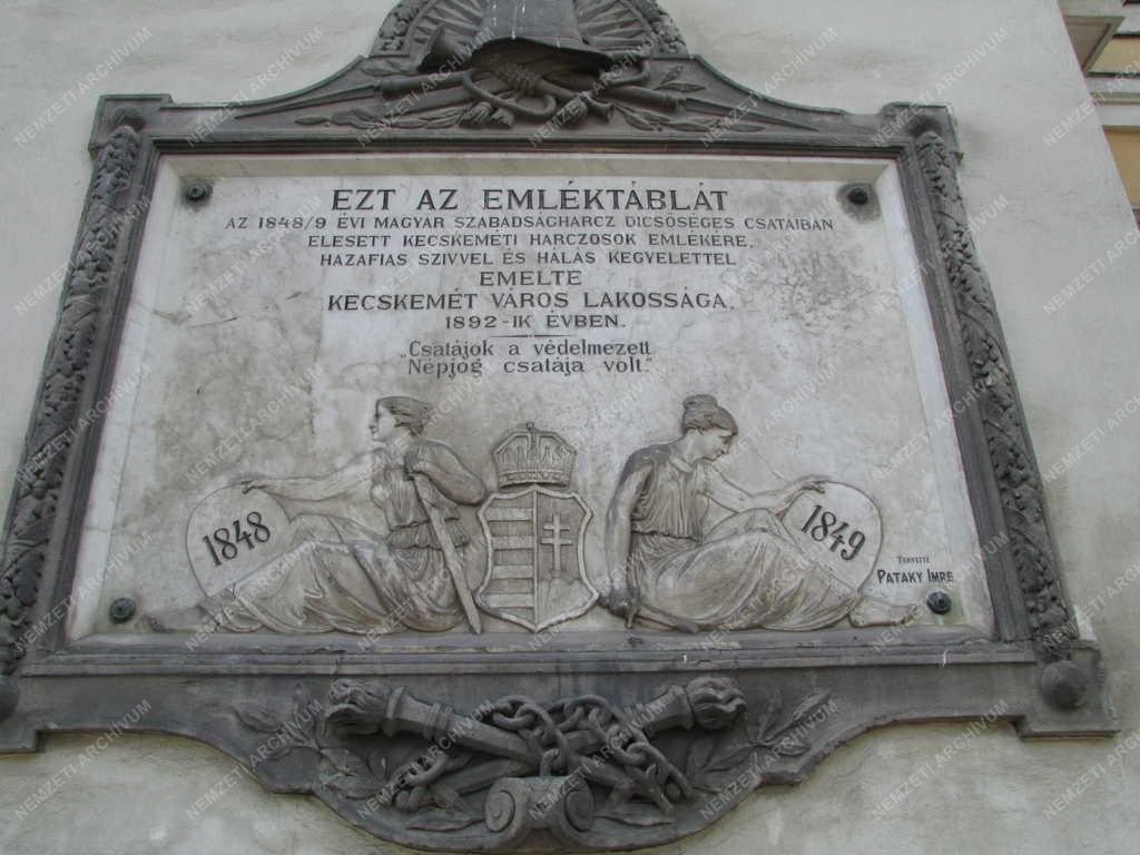 Műalkotás - Kecskemét - 1848/49-es honvéd emléktábla