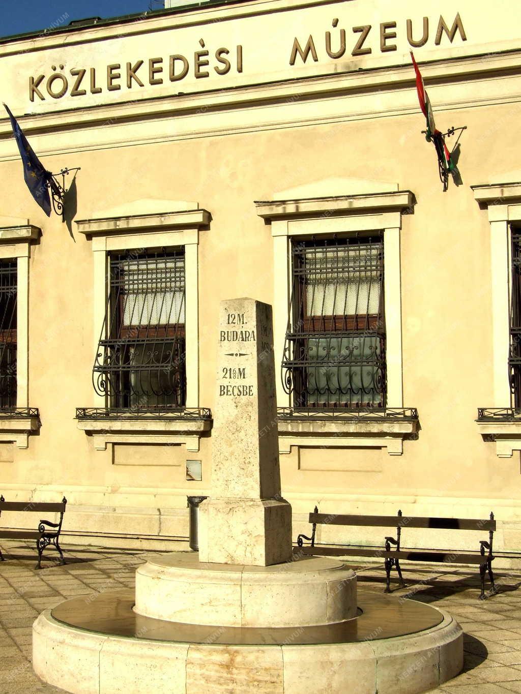 Budapest - Közlekedési múzeum - Kilométerkő