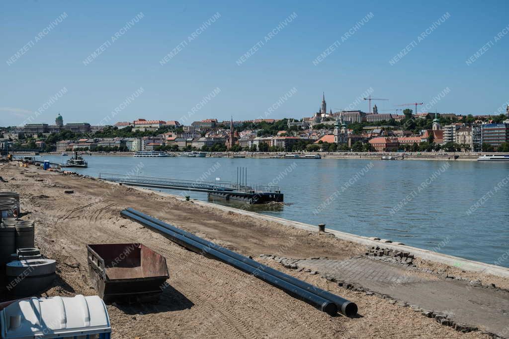 Településfejlesztés - Budapest - Átépítik az Idősebb Antall József rakpartot