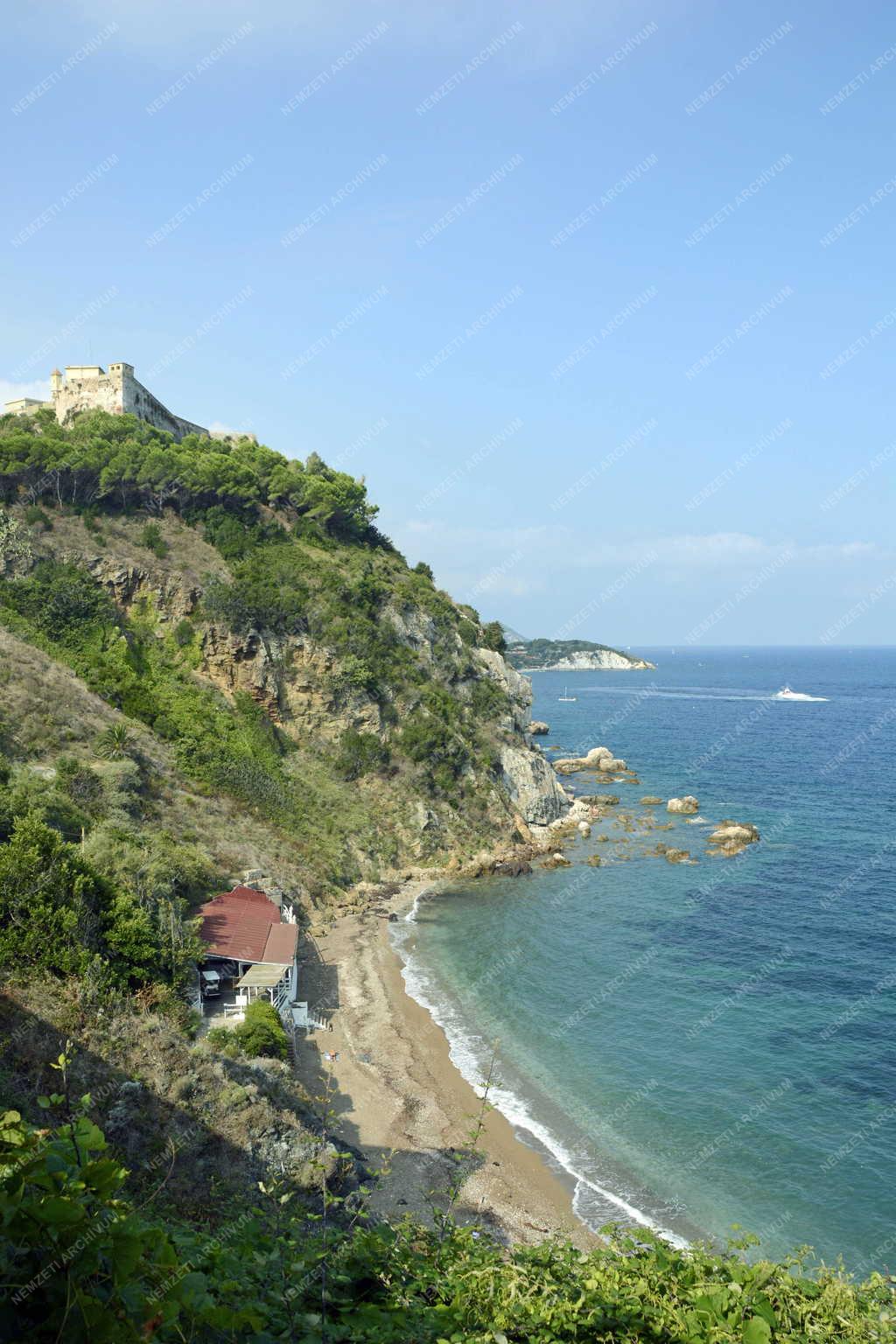 Tájkép - Elba-sziget - Portoferraio tengerpartja