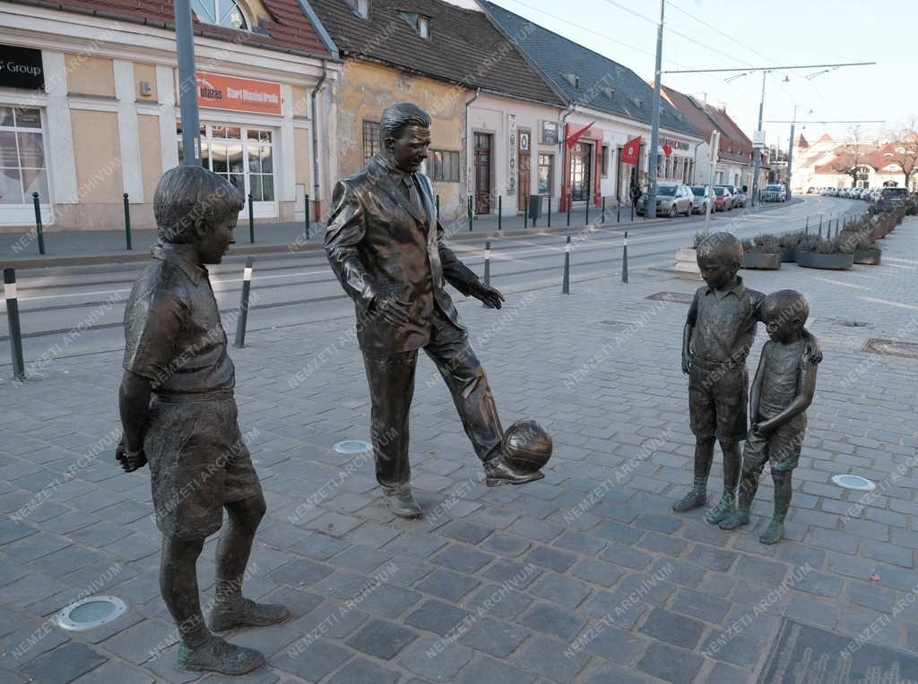 Köztéri szobor - Budapest - Puskás Ferenc 