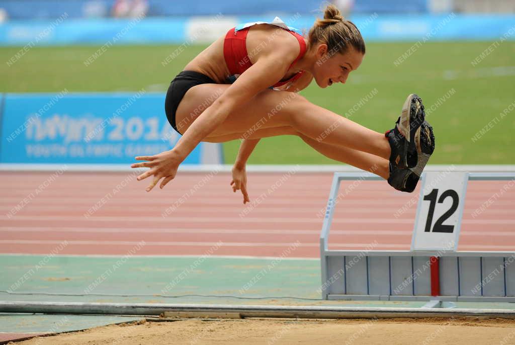 Ifjúsági olimpia - Női hármasugrás