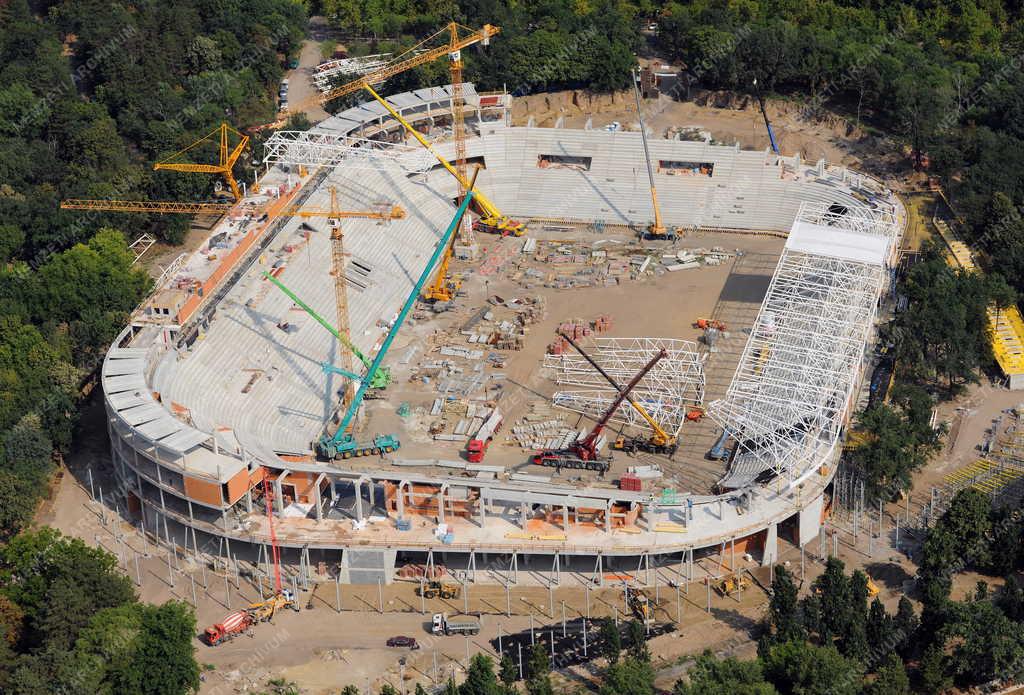 Sportlétesítmény - Debrecen - Épül az új stadion Debrecenben