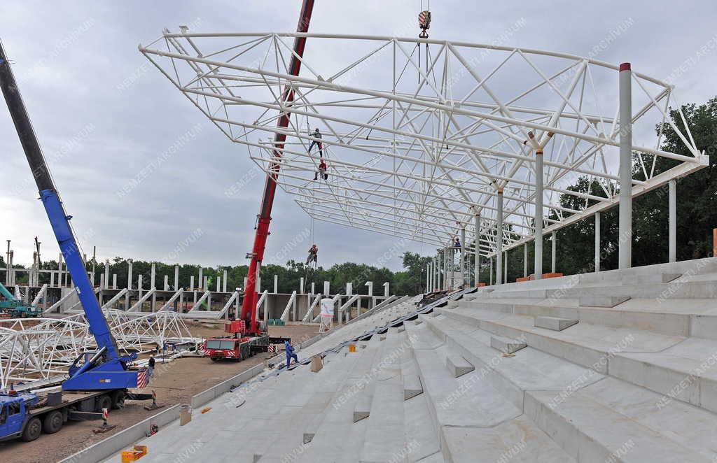 Sportlétesítmény - Debrecen - Épül az új stadion Debrecenben