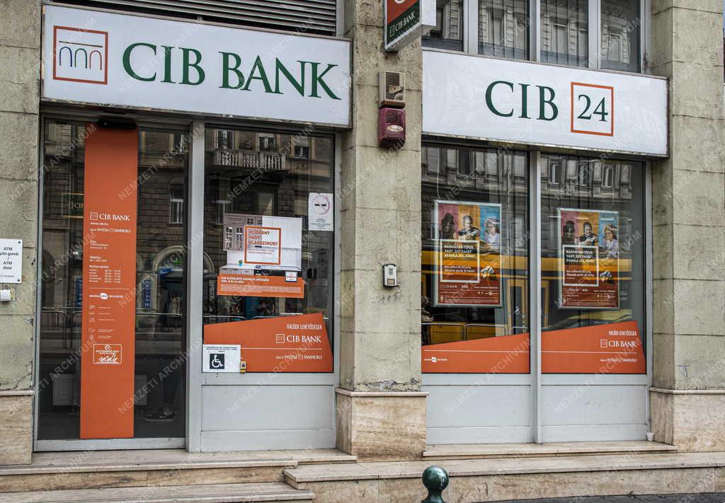 Pénzügy - Budapest - CIB Bank fiókja