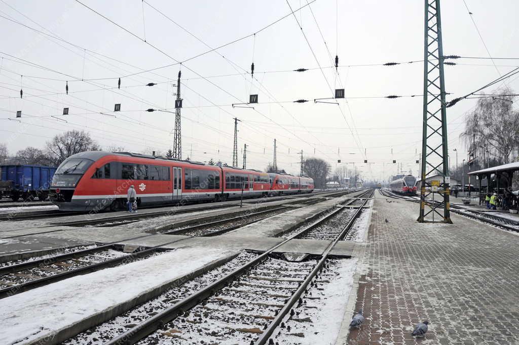 Közlekedés - Vác - Bombardier gyártmányú motorvonat