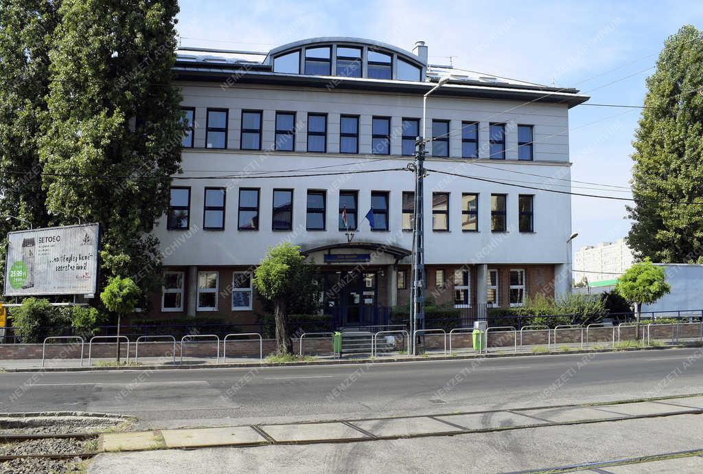 Városkép - Budapest - Ganz szakiskola