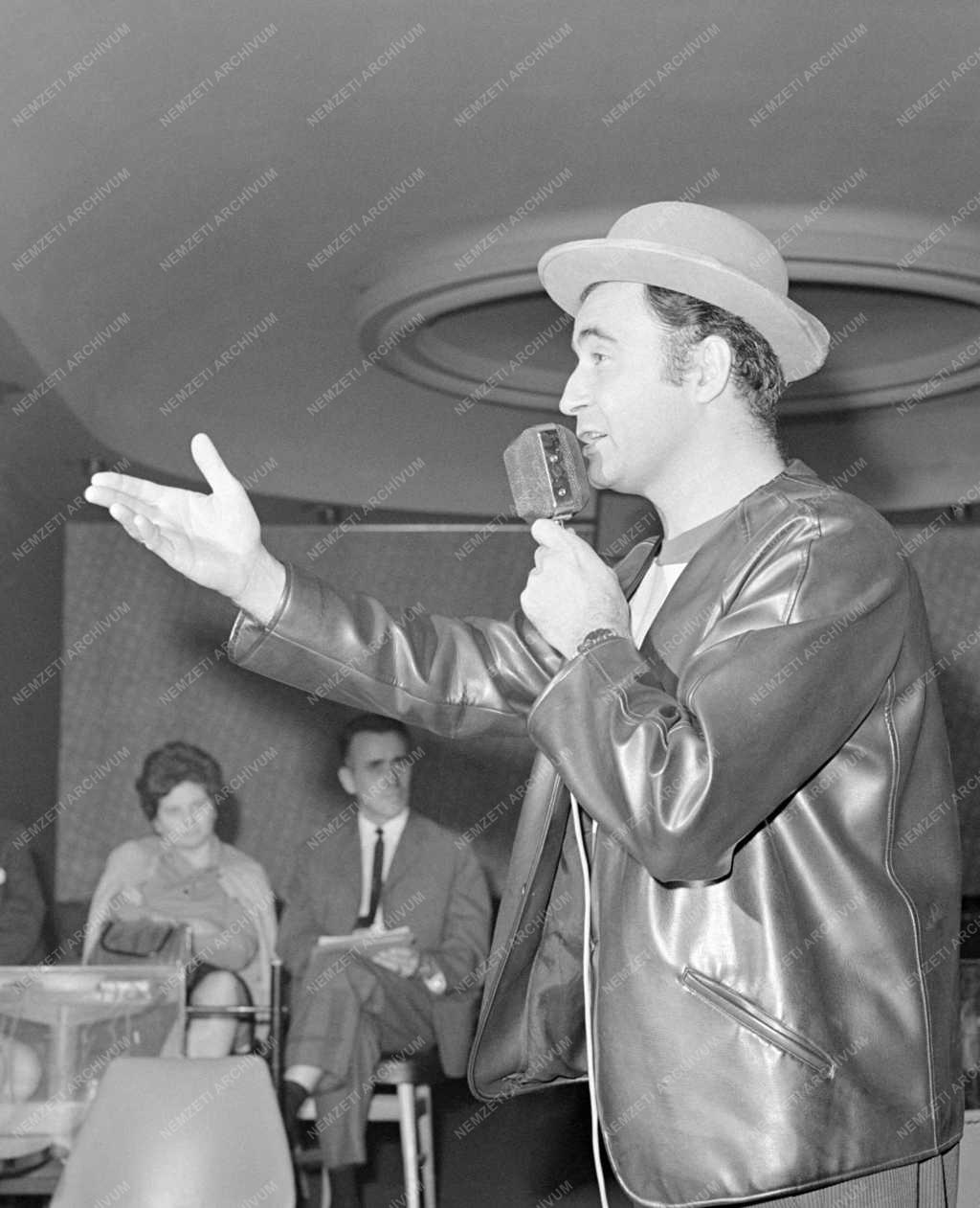 Kultúra - Zenés minidráma a Savoy bárban