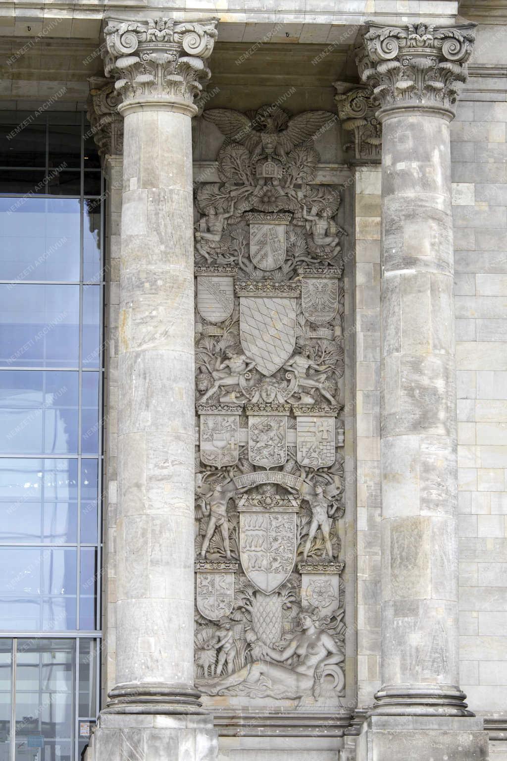 Városkép - Berlin - A Reichstag épülete 