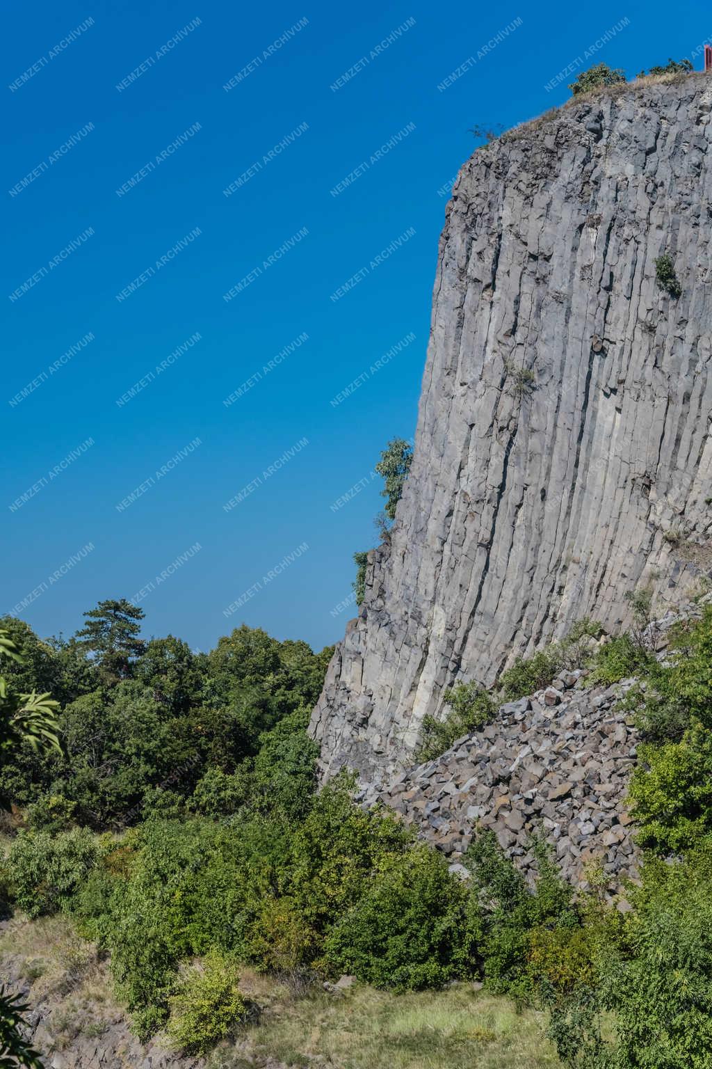 Geológia - Monoszló - Hegyestű Geológiai bemutatóhely