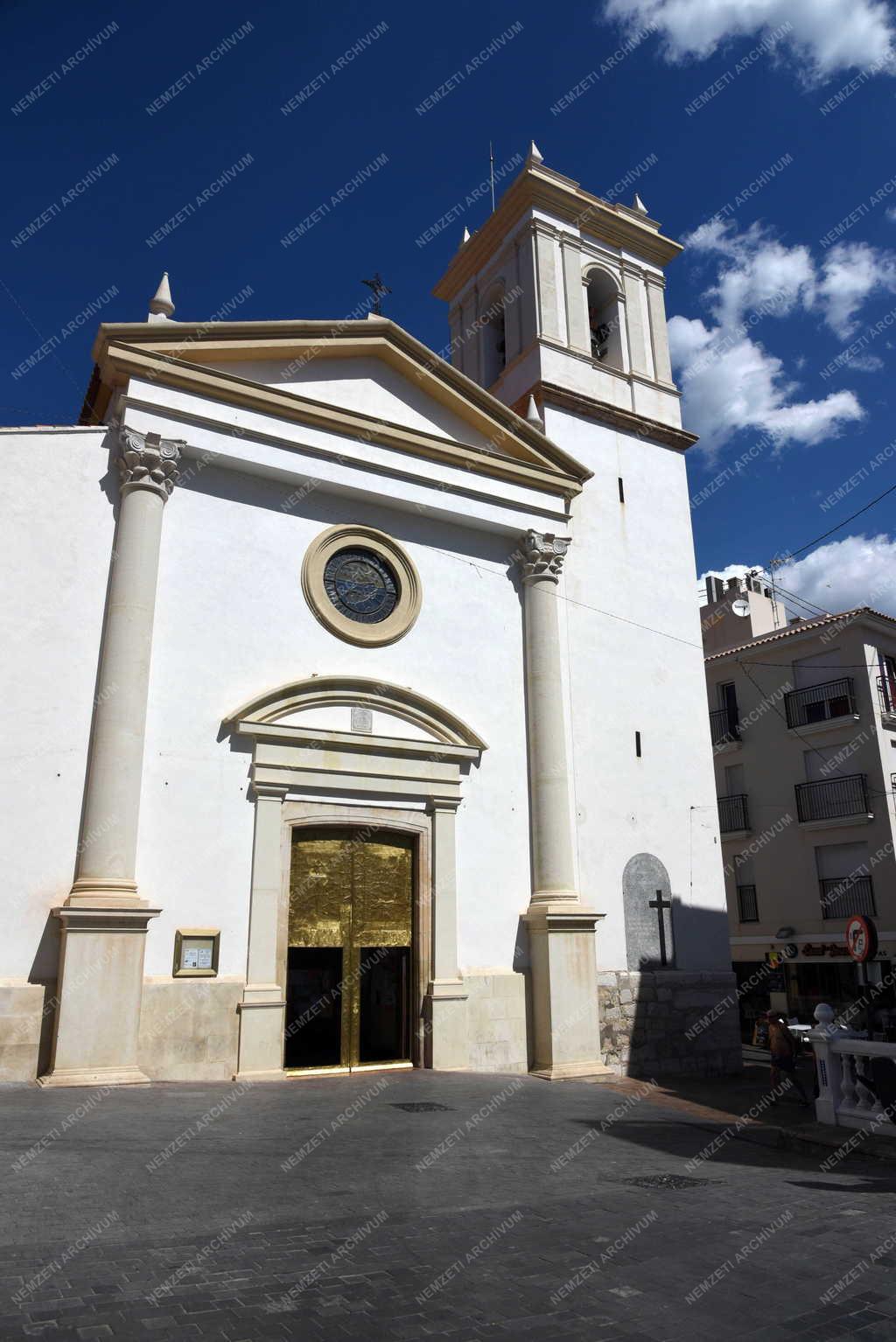 Turizmus - Benidorm - Parroquia de San Jaime y Santa Ana