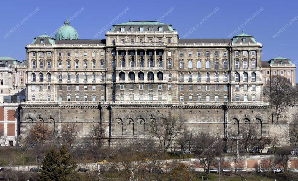 Városkép - Budapest - Budai Várpalota - Országos Széchenyi Könyvtár