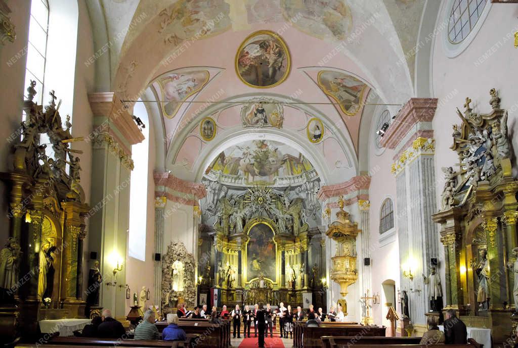 Egyházi épület - Budapest - Angolkisasszony templom