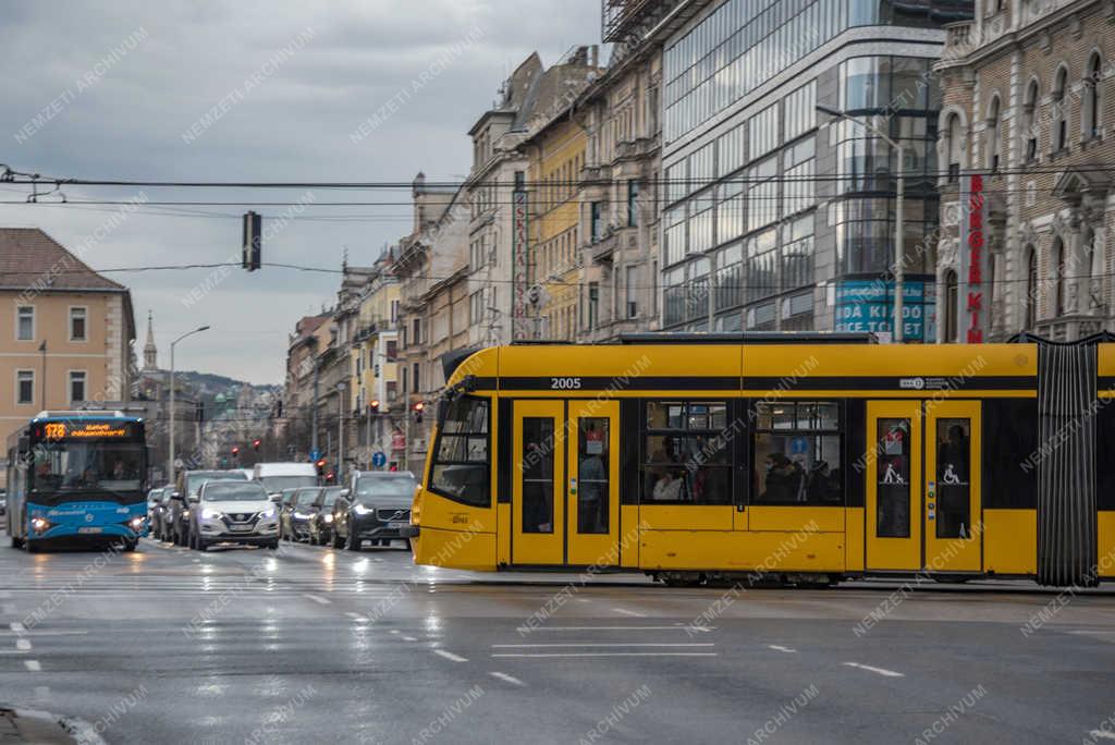 Városkép - Budapest - Blaha Lujza tér