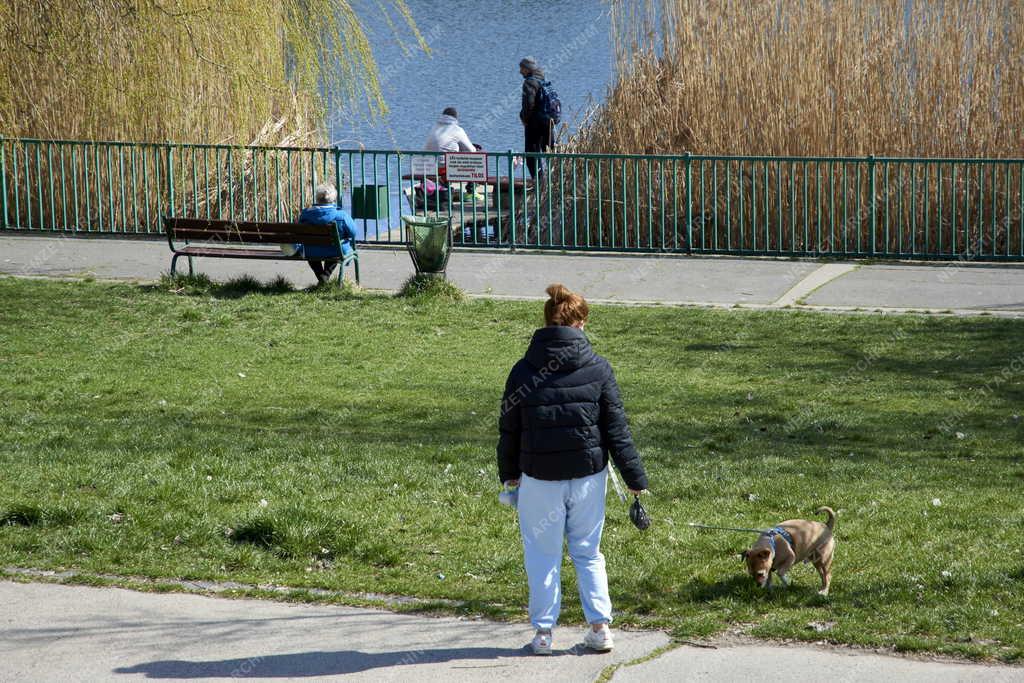 Városkép - Budapest - Újhegyi Bánya-tó, a Mély-tó