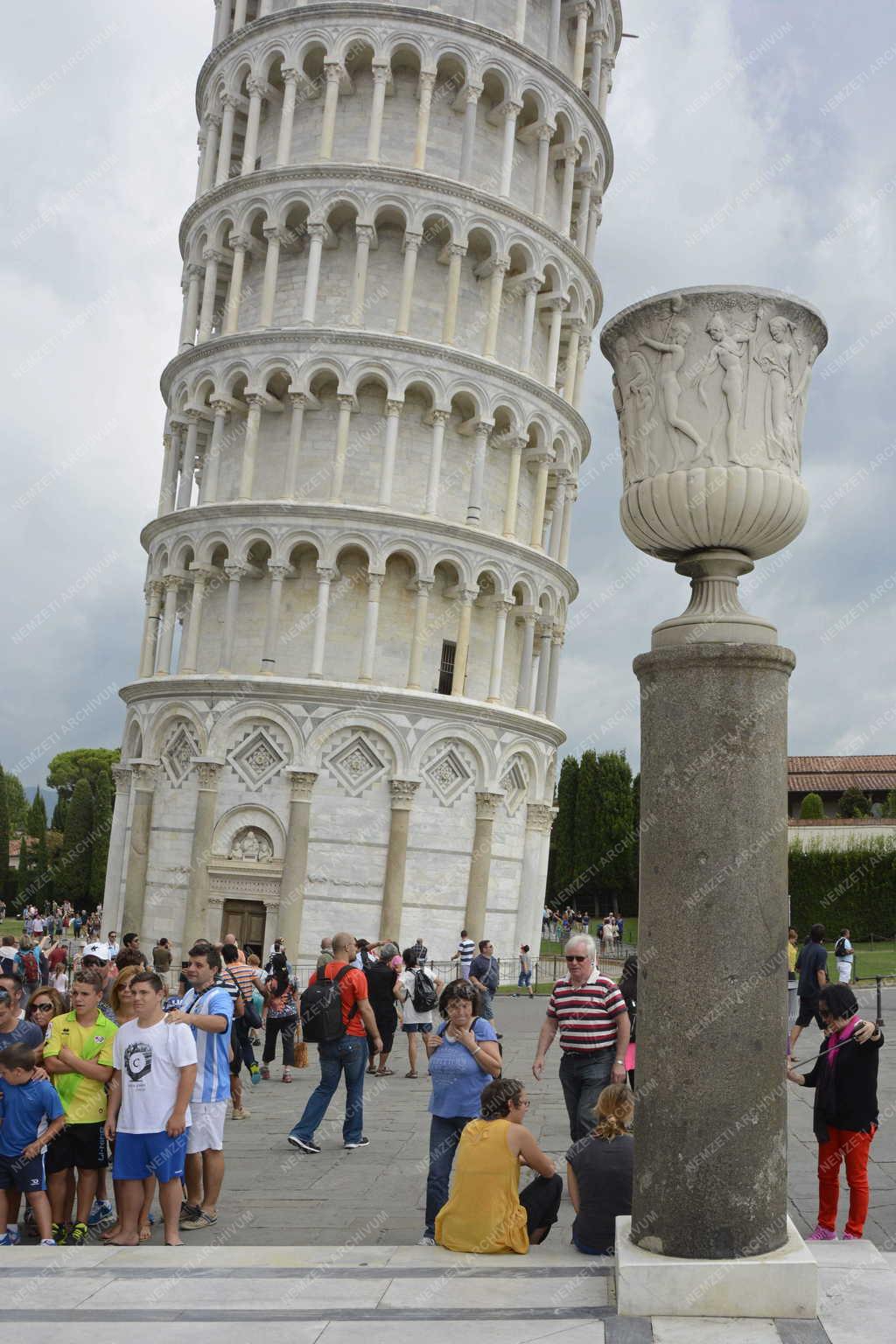 Épület - Pisa - A ferde torony