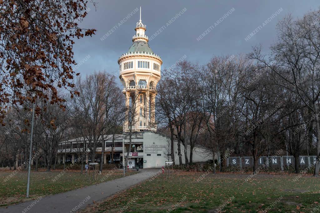 Budapest - Margitsziget - Margitszigeti Víztorony