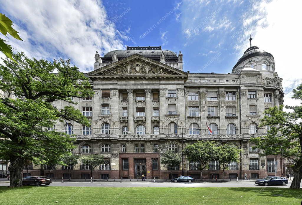 Közigazgatás - Budapest - Belügyminisztérium