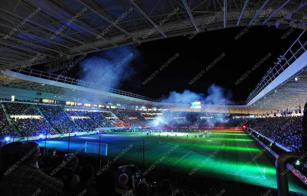 Sportlétesítmény - Debrecen - Felavatták a Nagyerdei Stadiont