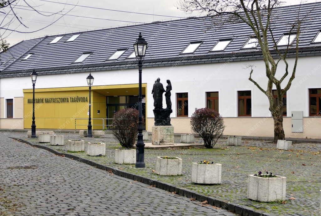Városkép - Cegléd - Magyarok Nagyasszonya Óvoda
