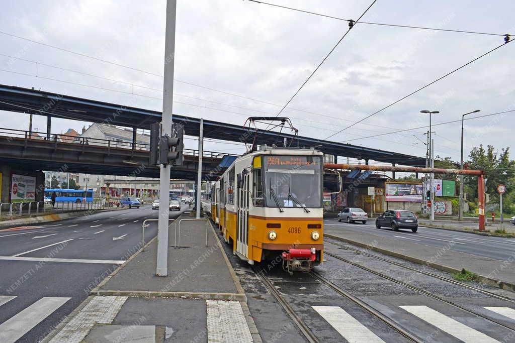 Közlekedés - Budapest - Kőbánya alsó 