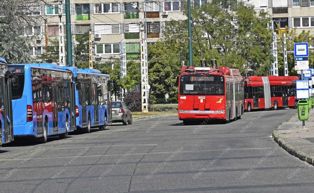 Városkép - Budapest - Örs vezér tér - Közlekedés