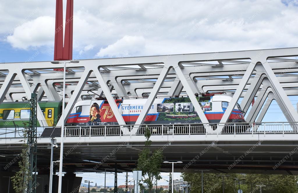 Közlekedés - Budapest - Déli összekötő vasúti Duna-híd