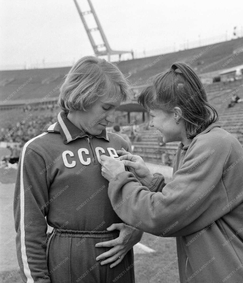 Sport - Az 1965-ös Universiade Budapesten 