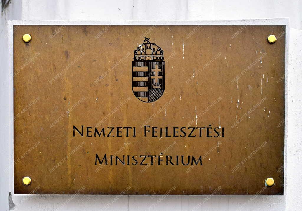 Városkép - Budapest - Nemzeti Fejlesztési Minisztérium