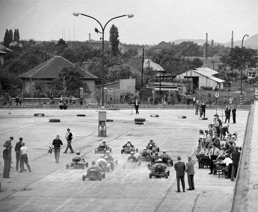 Sport - Autóverseny - Gokart