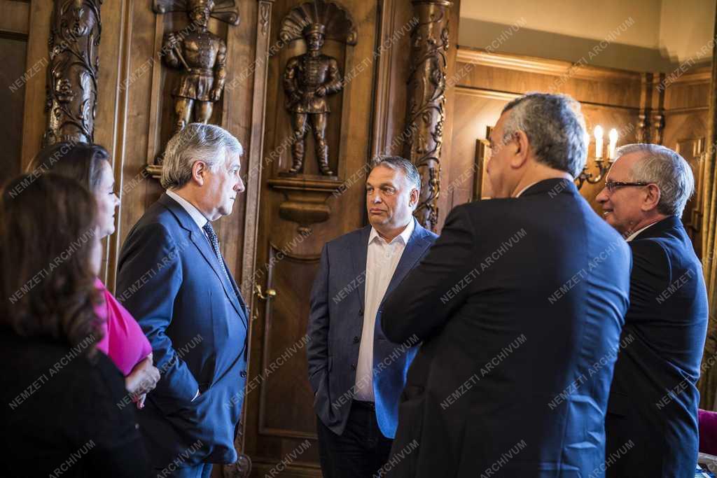 Orbán Viktor és Antonio Tajani találkozója