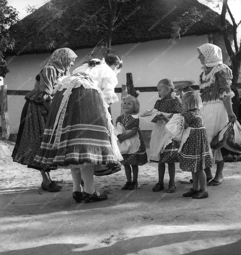 Kultúra - Folklór - Népszokások