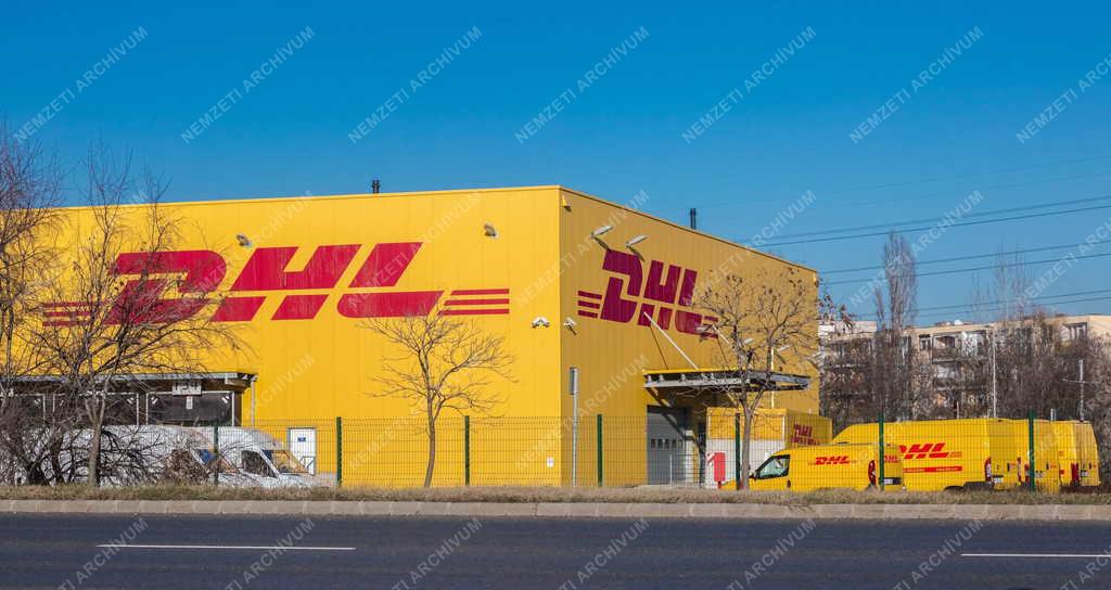 Épület - Budapest - A DHL Express raktárépülete