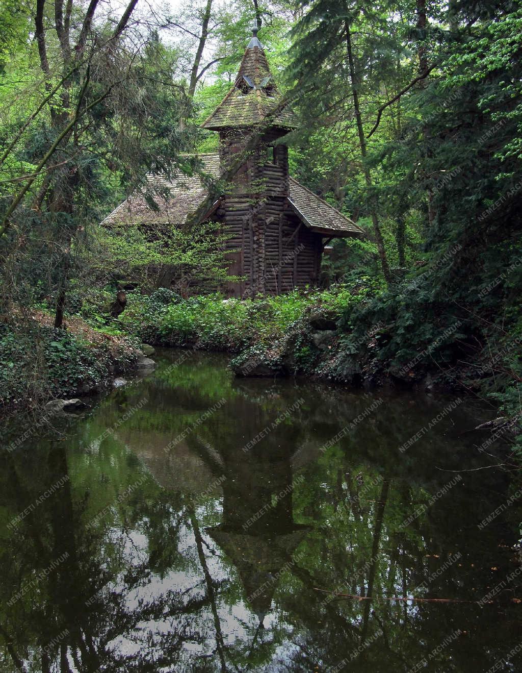 Természet - Vácrátót - Az arborétum öreg vízimalma