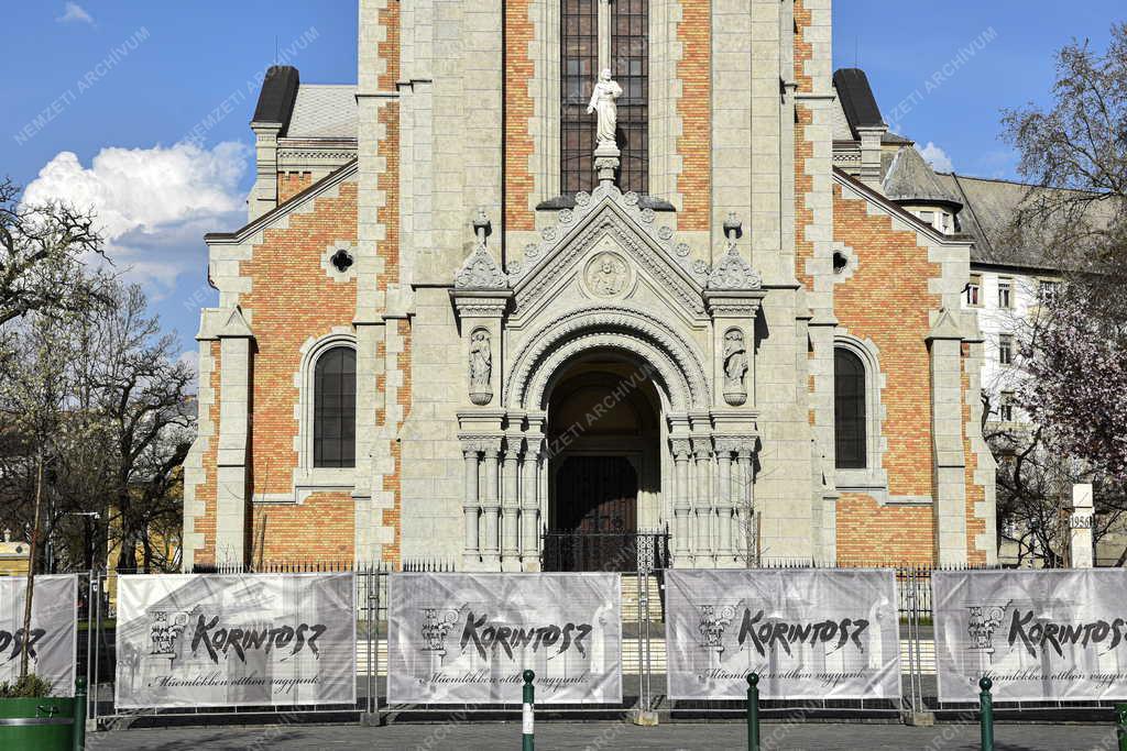 Egyház - Budapesti  Assisi Szent Ferenc-templom