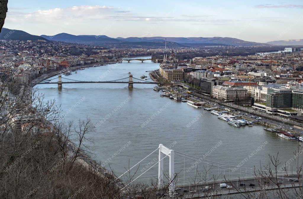 Városkép - Budapest - Dunai látkép