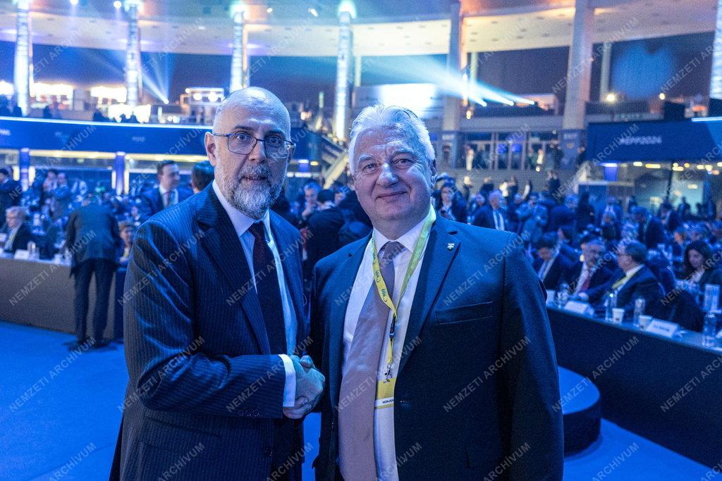 Az Európai Néppárt (EPP) kongresszusa Bukarestben