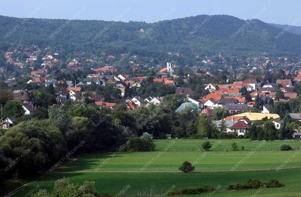 Településkép - Solymár - A nagyközség központjának távlati képe 