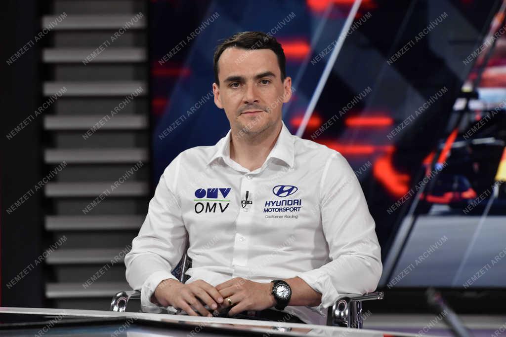 Sajtó - Televízió - Michelisz Norbert autóversenyző, Forma-1 szakkommentátor