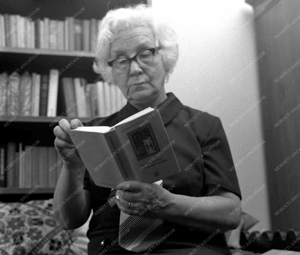 József Etelka, József Attila nővére