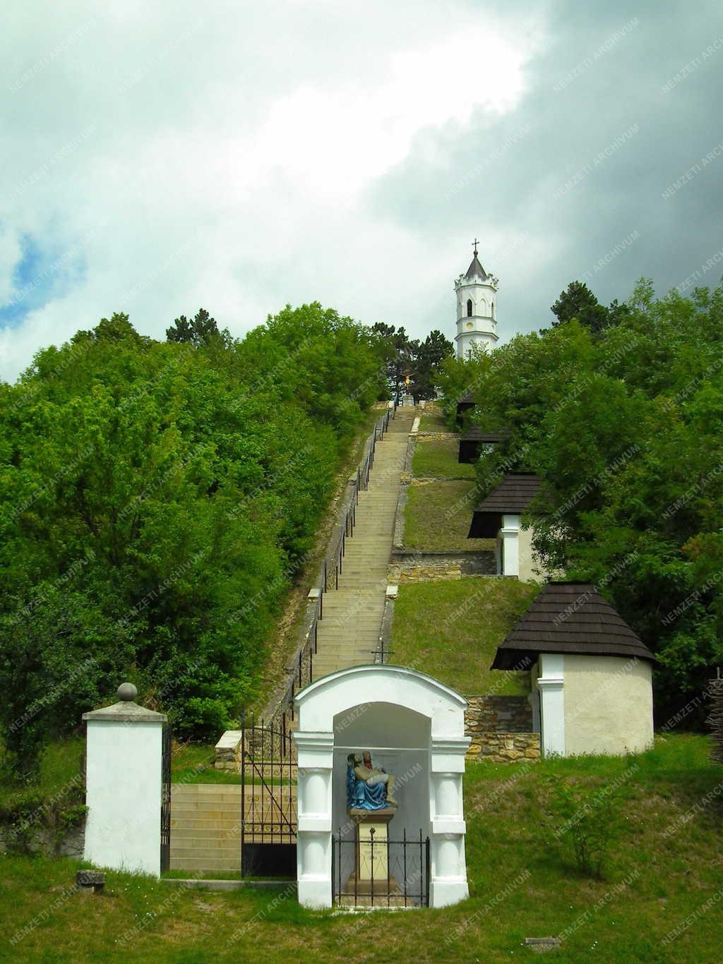 Szakrális építmény - Magyarpolány - Kálvária